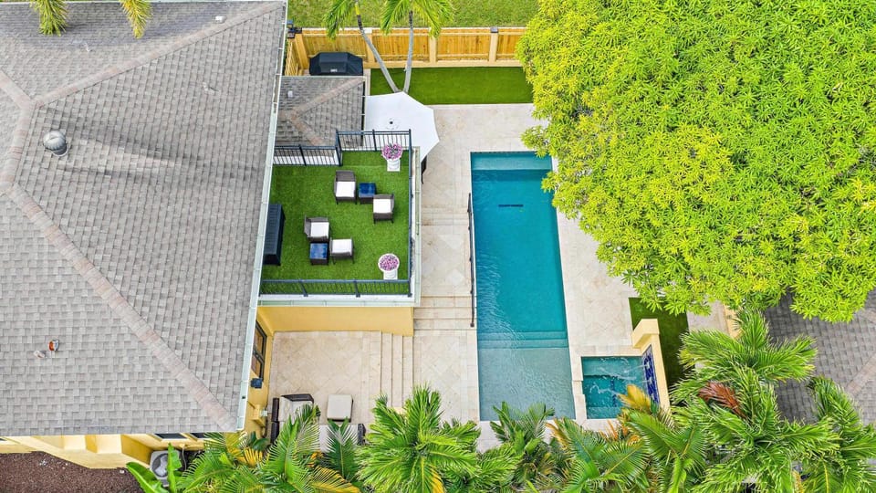 Palm Haven - Tropical Chic Home with Pool in Grandview Heights House in West Palm Beach