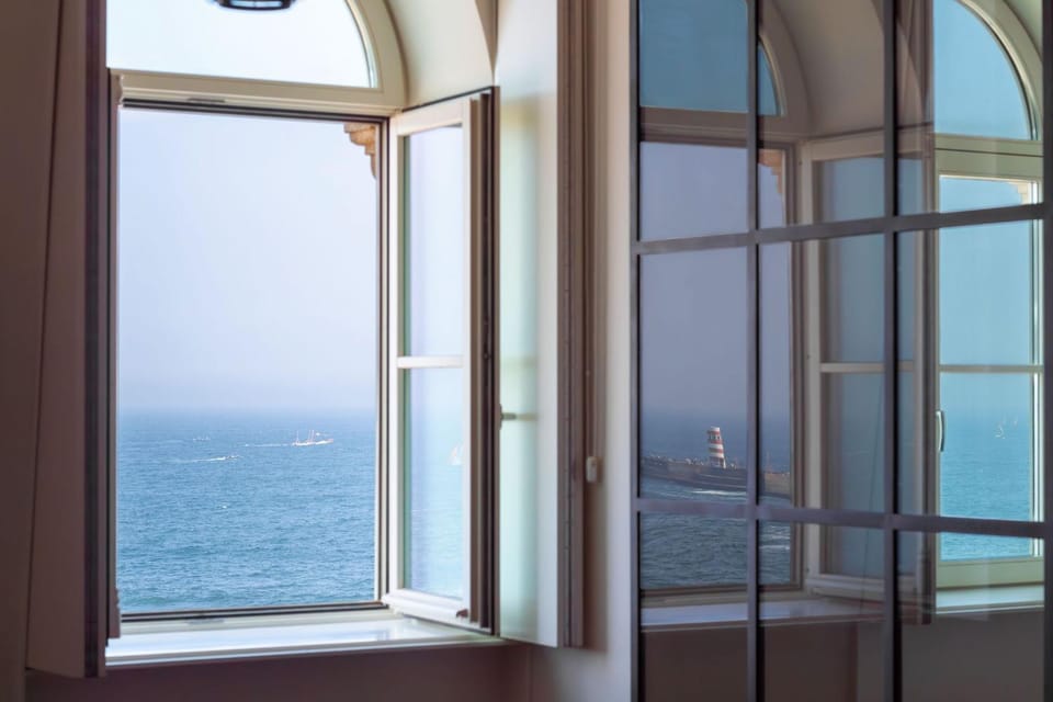Ocean Bliss by LovelyStay Apartment in Porto