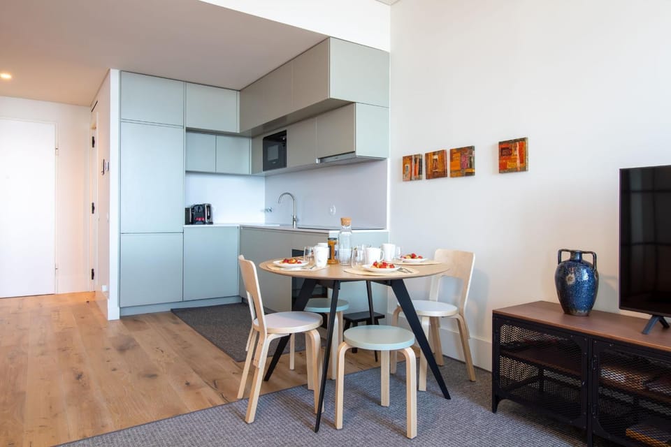 Ocean Bliss by LovelyStay Apartment in Porto