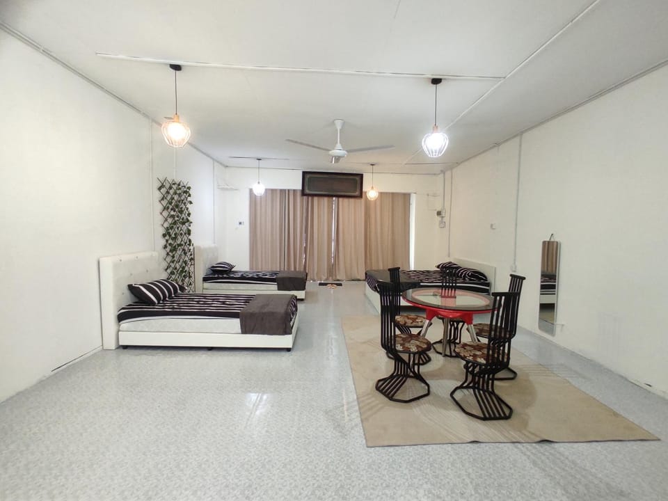 Living room, Photo of the whole room, Dining area, Bedroom