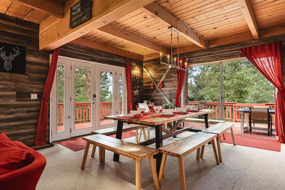 Rumpus Retreat House in Big Bear