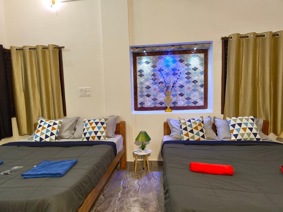 Casa de Shalom - 3 Bedroom AC Villa 65" TV Villa in Mysuru