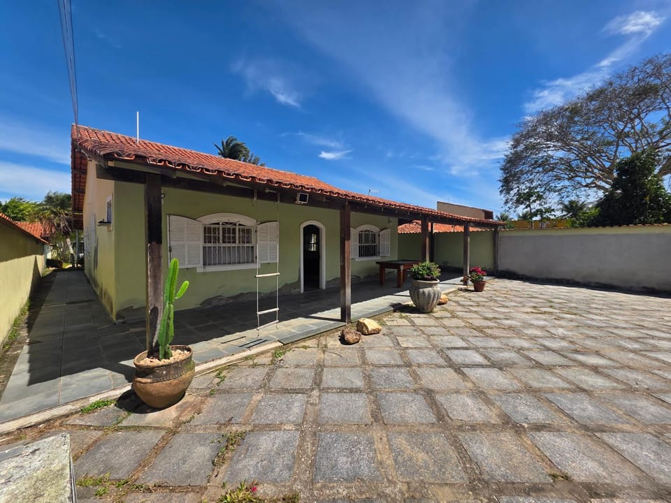 Casa em Araruama com Piscina House in Araruama