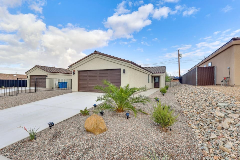 'Havasu Palisades' Lake Havasu City Gem! House in Lake Havasu City