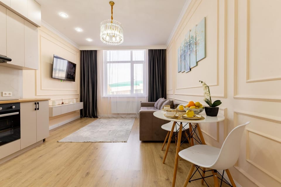 TV and multimedia, Living room, Seating area, Dining area, oven, stove