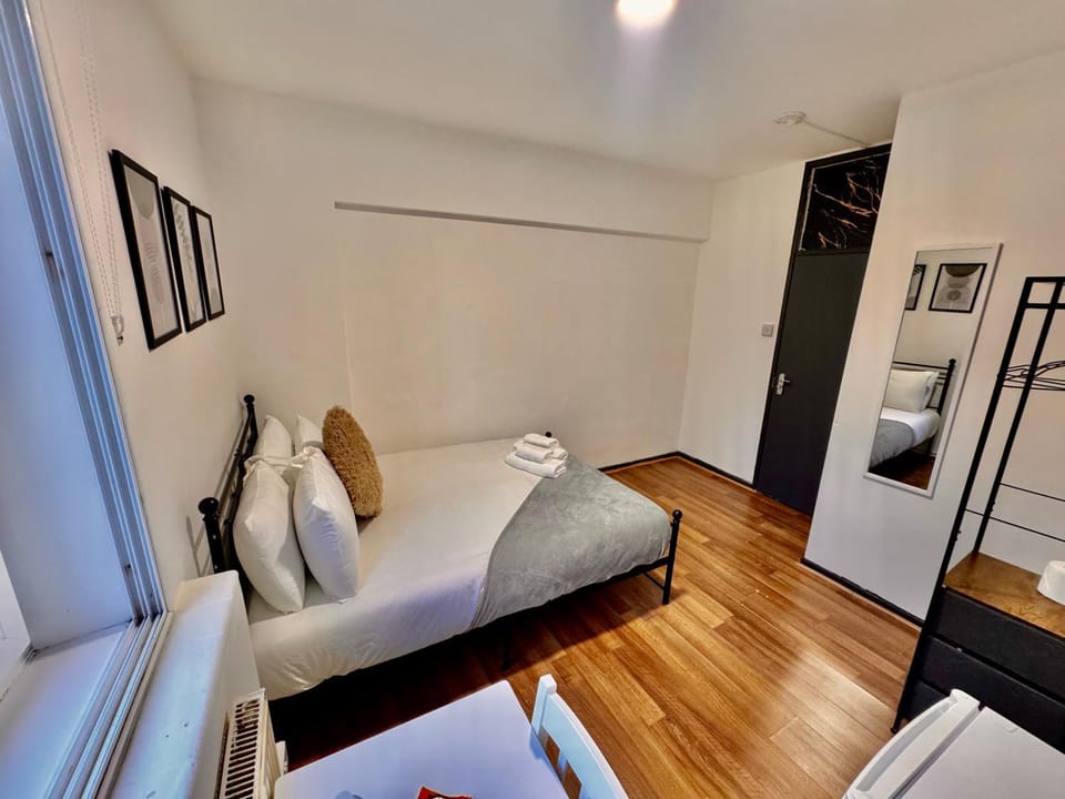 Cozy Room in Camden, near Regents Park Vacation rental in London Borough of Islington