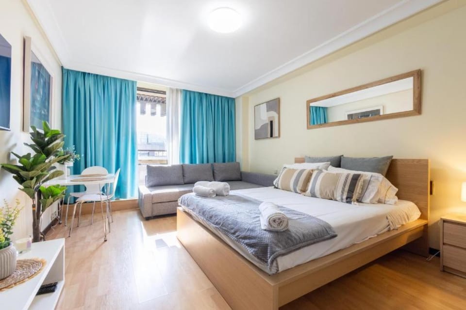 Living room, Bedroom