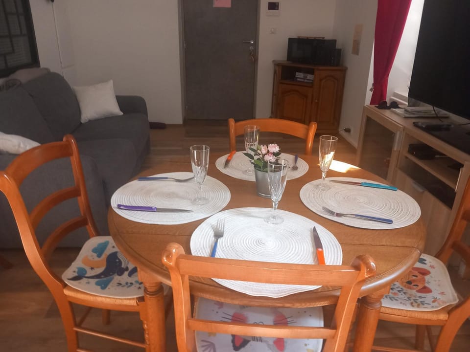 Au Petit Bonheur T2 4 Personnes Apartment in Auvergne-Rhône-Alpes