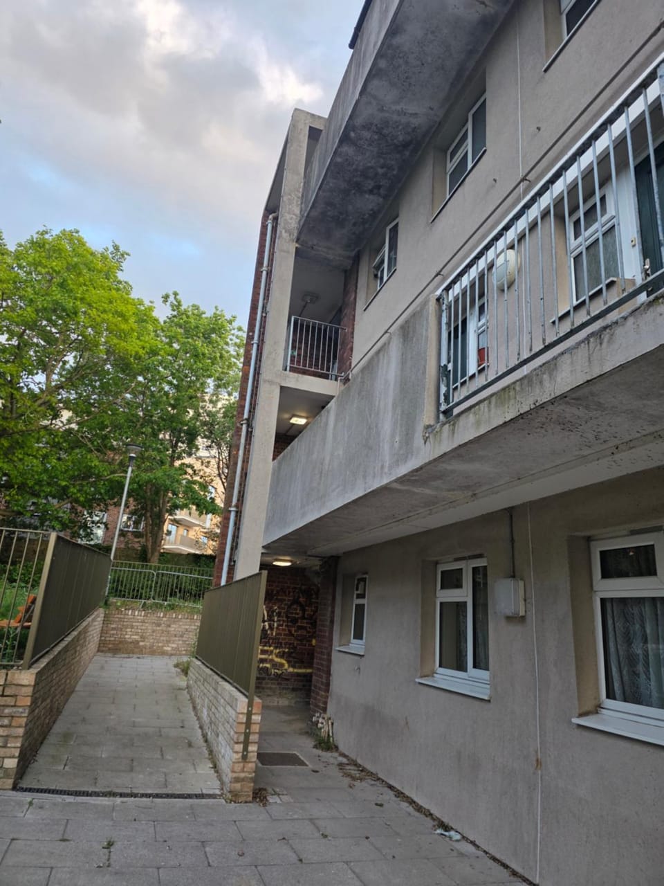 Spacious rooms Golders Green NW2 Bed and Breakfast in London Borough of Camden