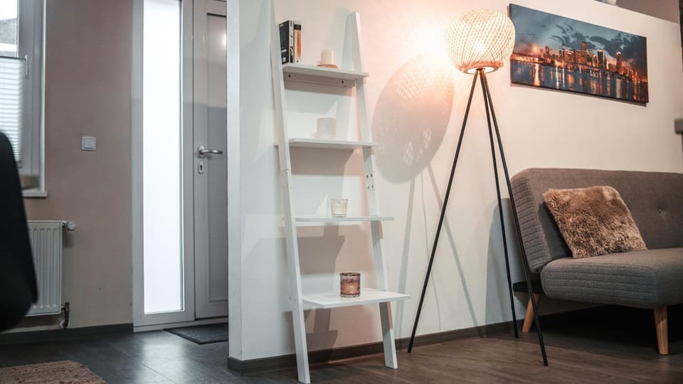 Facade/entrance, Living room, Decorative detail, Decorative detail, Seating area, heating, heating, internet, internet