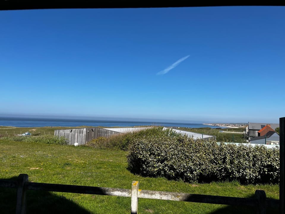 City view, Sea view
