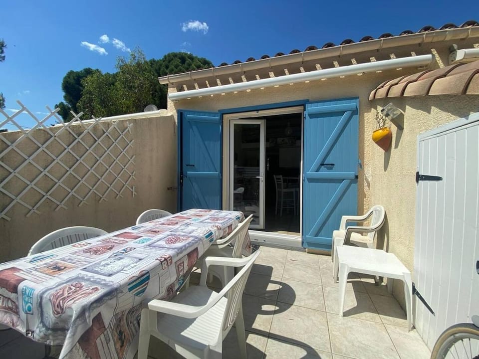 Maison la pinède House in Catalonia