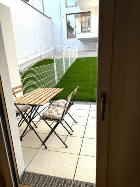 Central, Brand New Apartment with Private Own Garden Apartment in Vienna