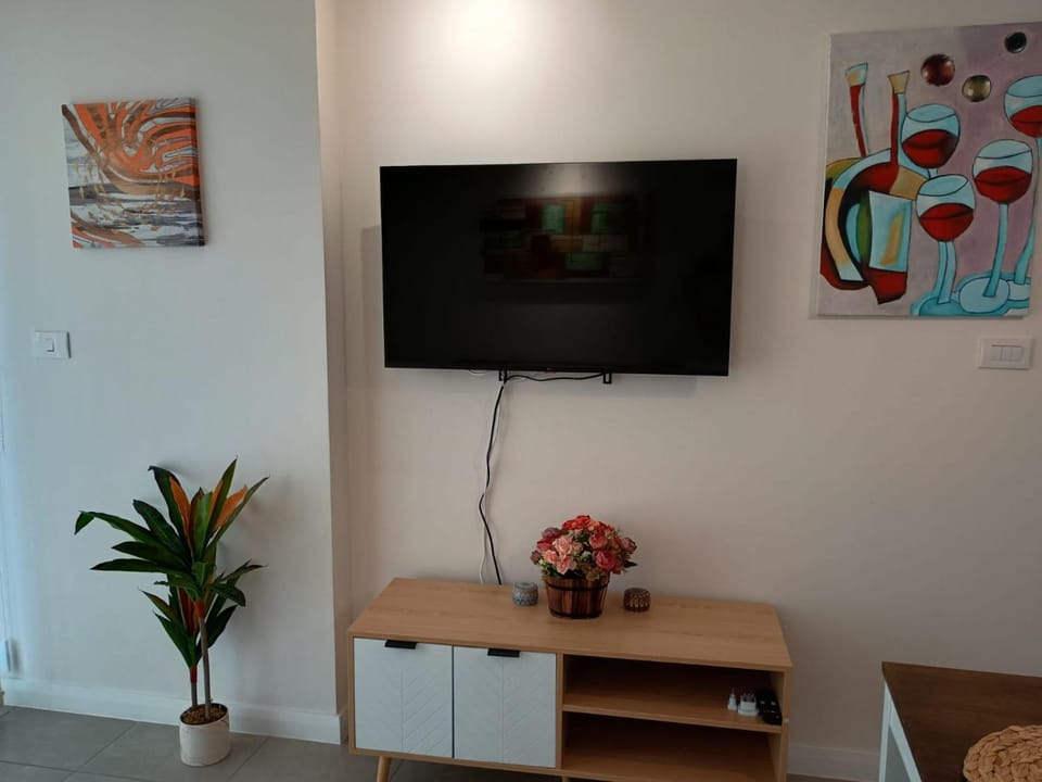 HOM I Wifi Parking Piscina CoWork Faro La Serena Apartment in La Serena