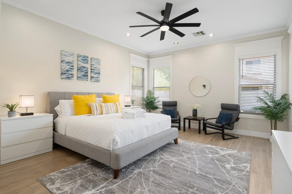 Bella Vista l Family Friendly Gilbert Escape House in Gilbert