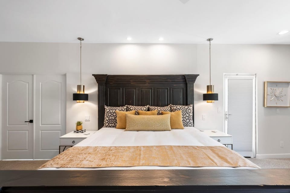 Minutes from Shopping, Old Town, Dining & Golf House in Paradise Valley