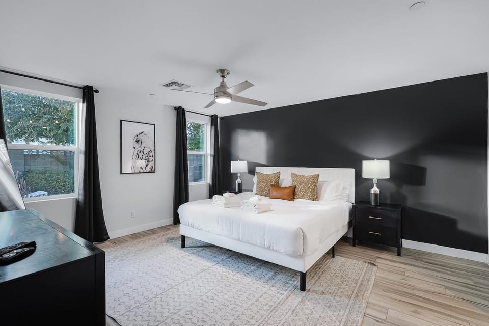 Closest Walk to Entertainment District House in Scottsdale