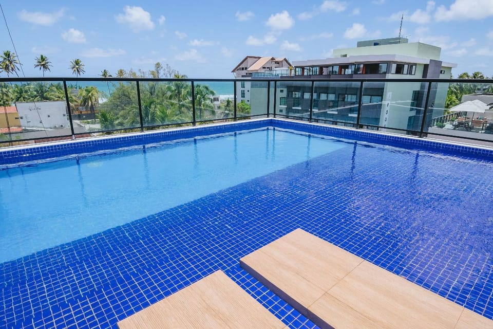 Area and facilities, Swimming pool