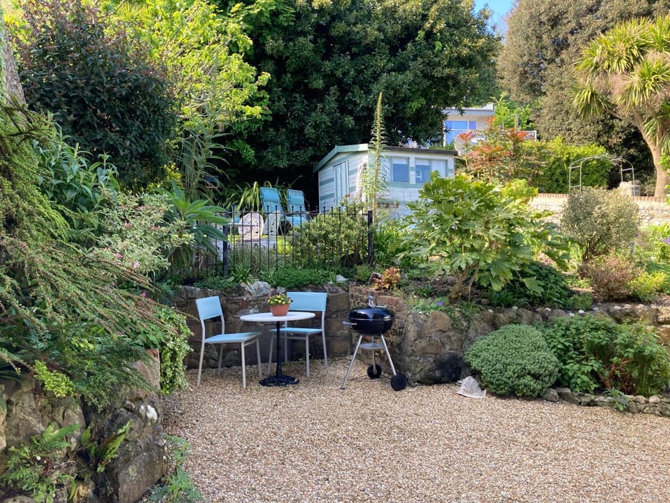Patio, Garden, Dining area, Garden view