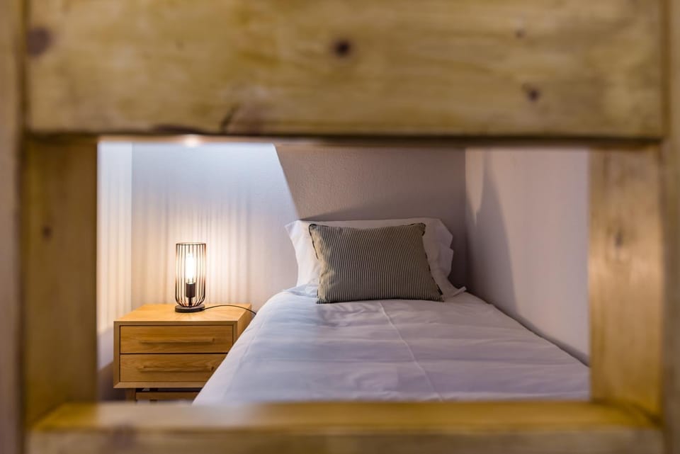 bunk bed