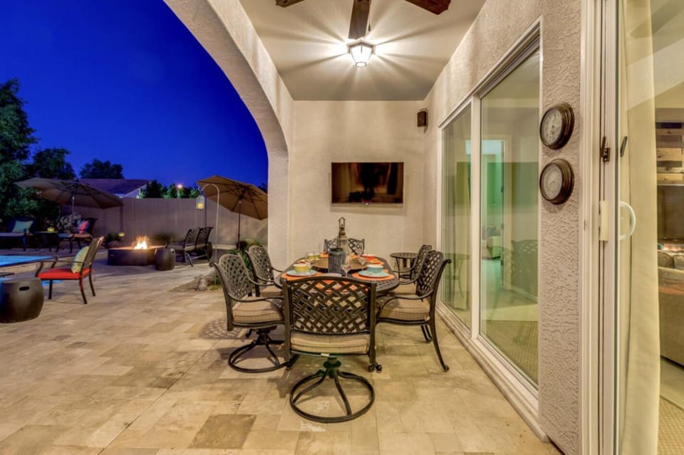 Luxury Queen Creek Oasis w Pool & Spa House in San Tan Valley