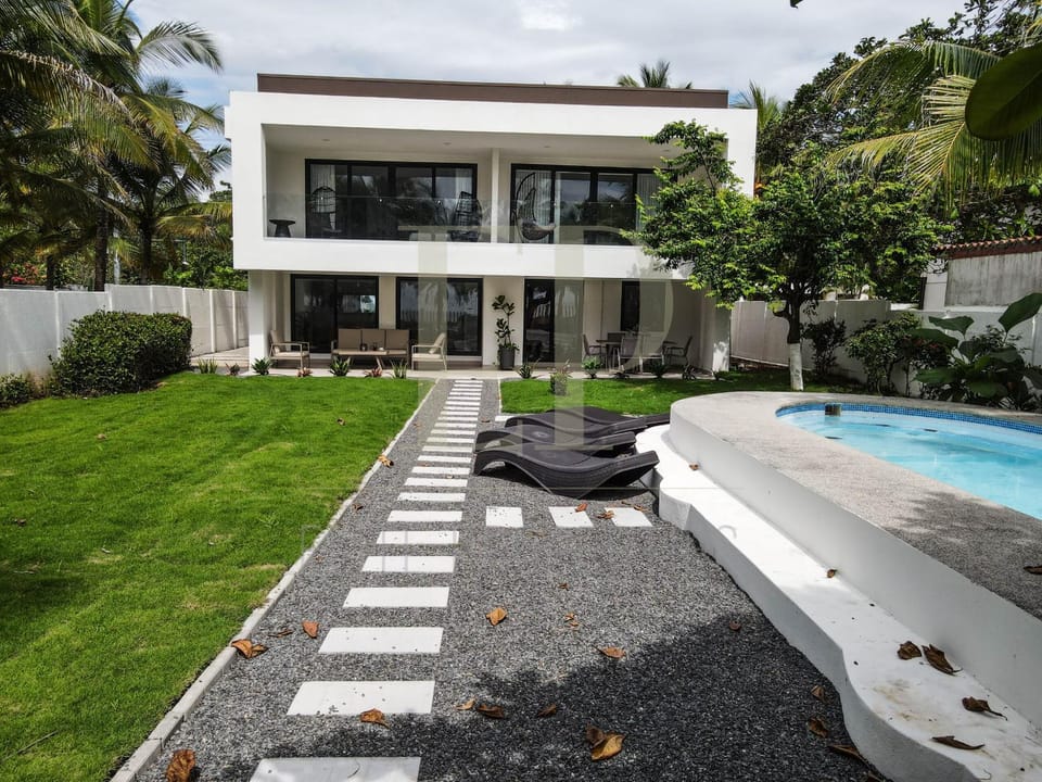 Luxury Beachfront in Playa Tivives, Puntarenas with Ocean Views,Pool Villa in Alajuela Province