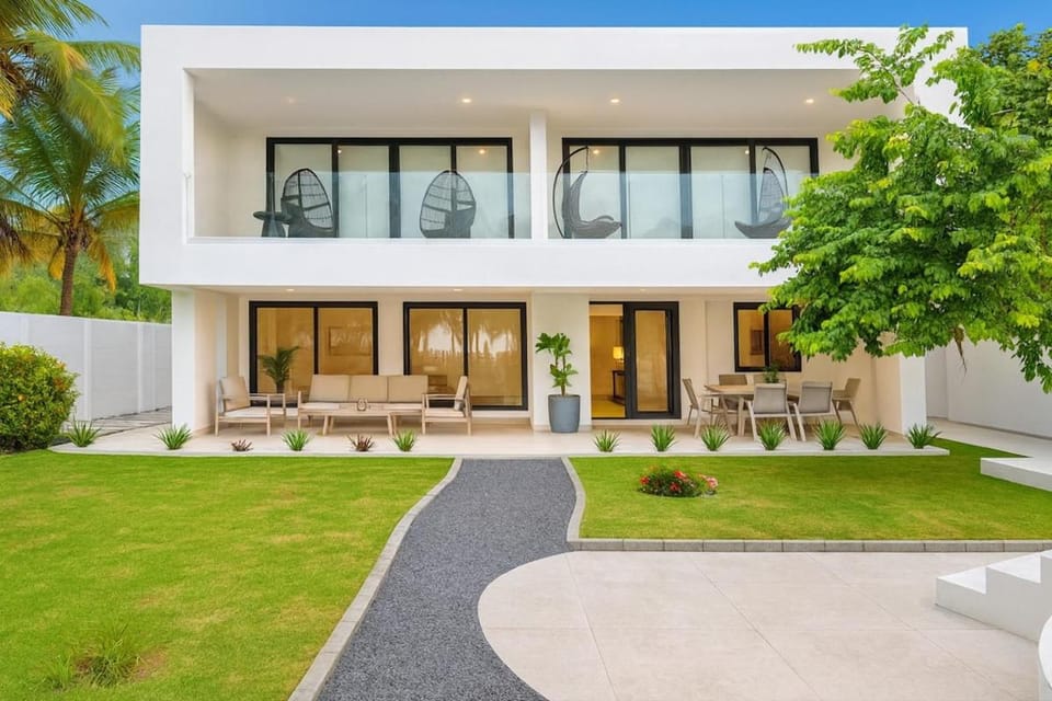 Luxury Beachfront in Playa Tivives, Puntarenas with Ocean Views,Pool Villa in Alajuela Province