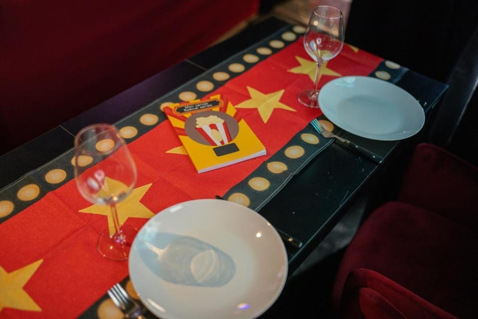 Night, Food and drinks, Decorative detail, Dining area, Meals, furniture