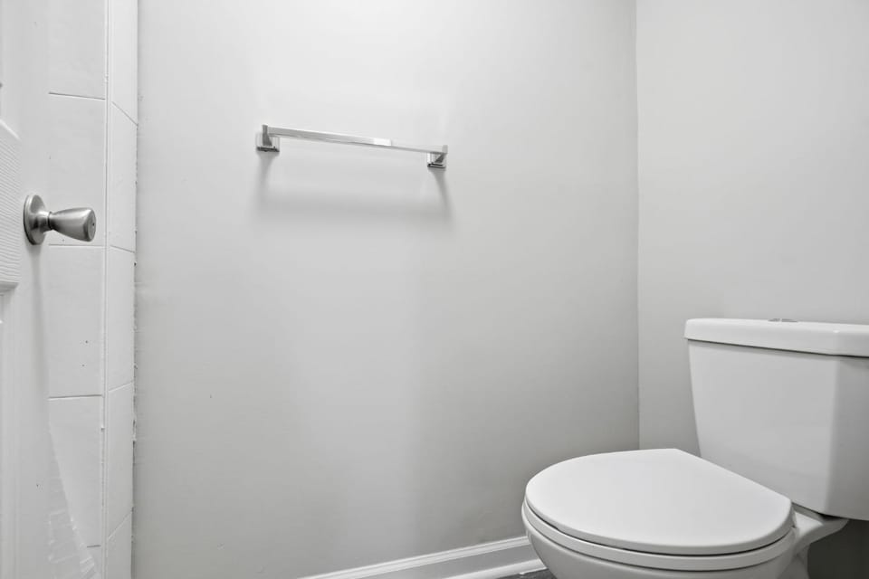 Crest at East Cobb 1828Relaxing, Comfy 2Bd 2Bt Apartment in Marietta