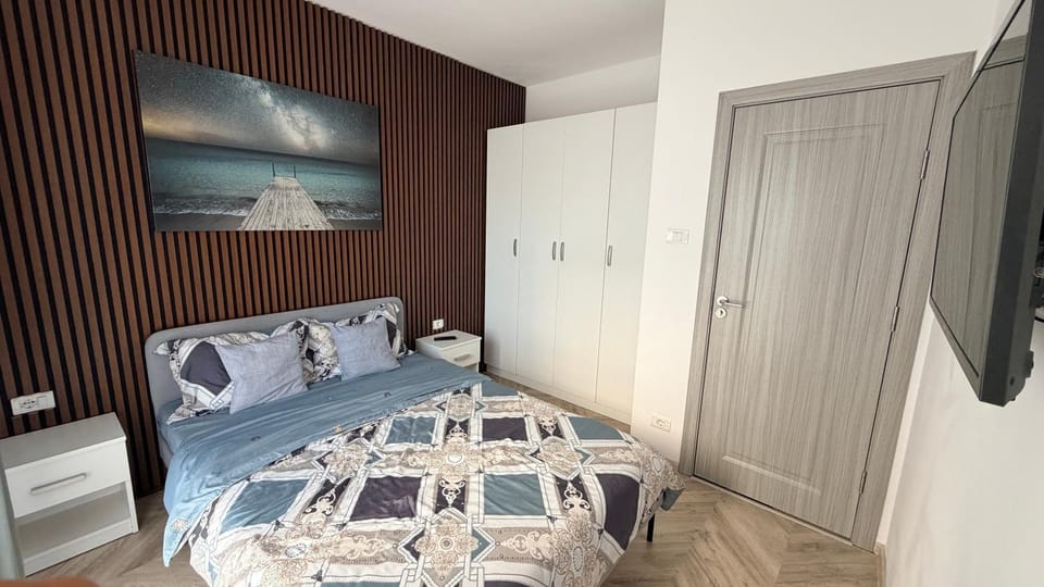 Bed, Photo of the whole room, Bedroom, wardrobe