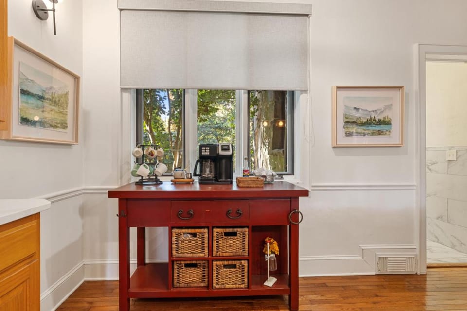 Coffee/tea facilities