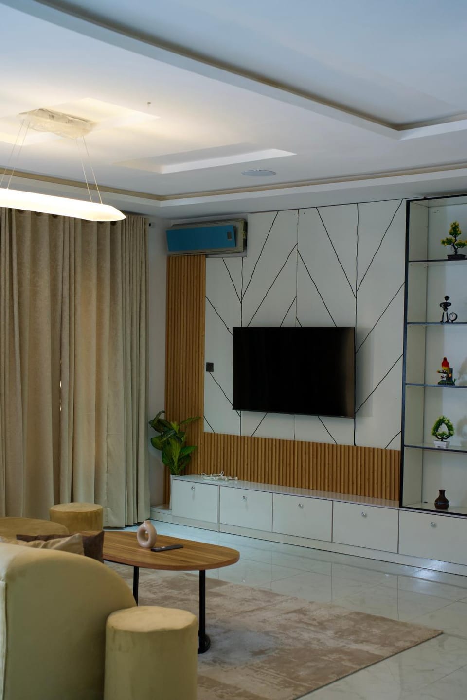 Communal lounge/ TV room, TV and multimedia