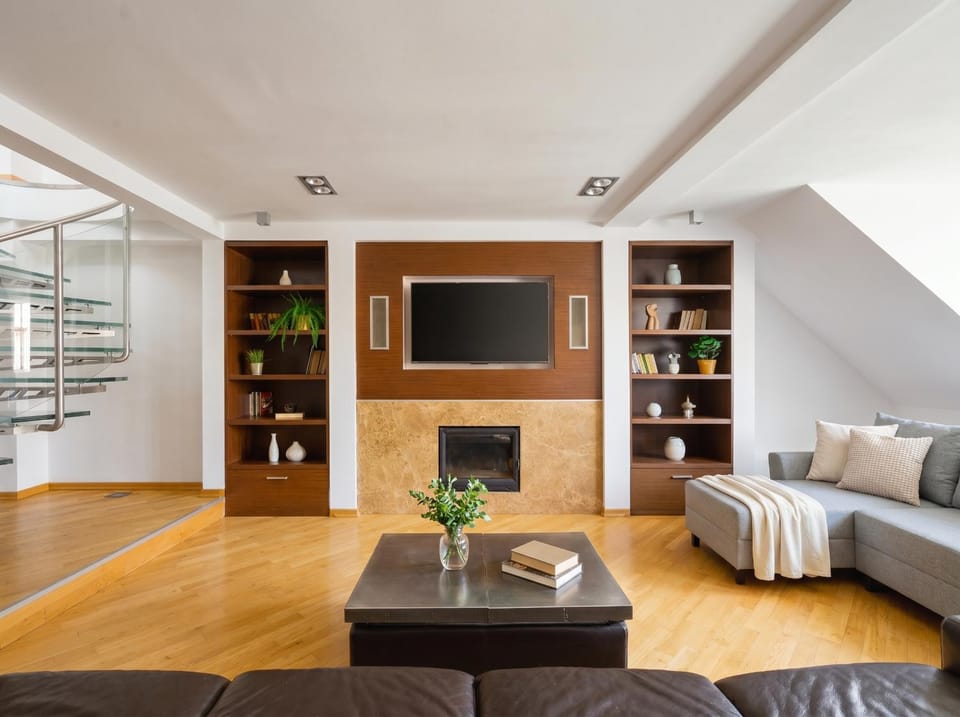 Communal lounge/ TV room, TV and multimedia, Living room, Seating area, Evening entertainment