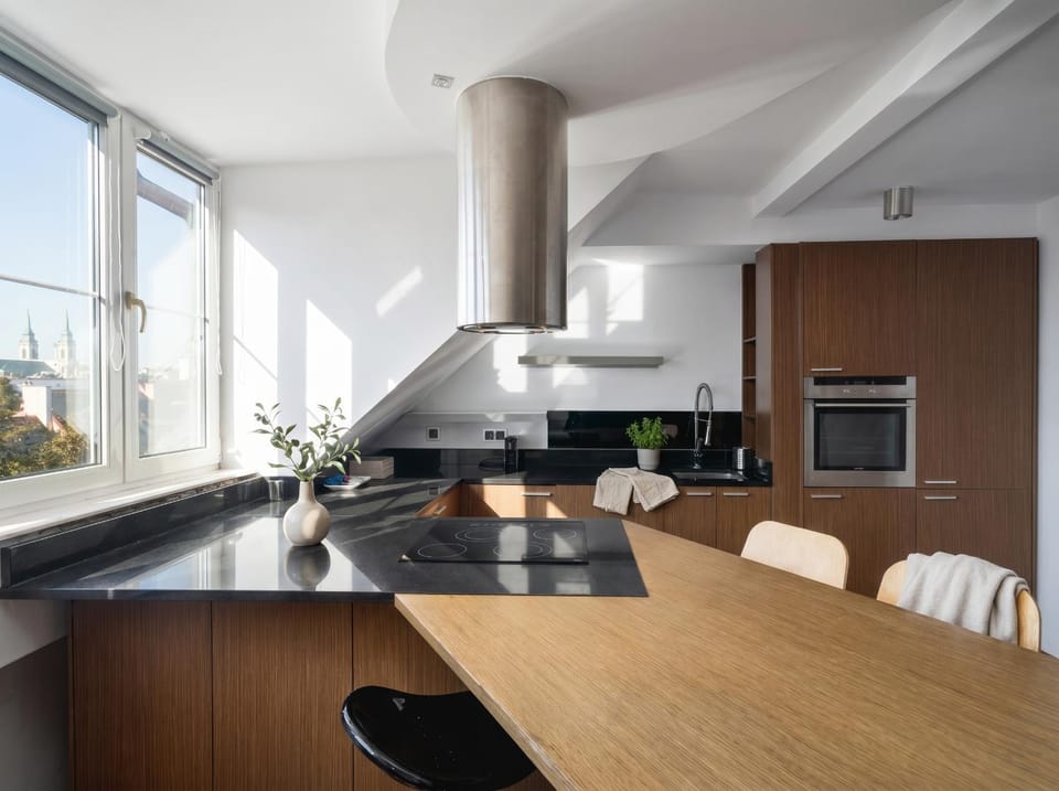 Kitchen or kitchenette, Dining area, dishwasher, minibar, oven, pet friendly, stove