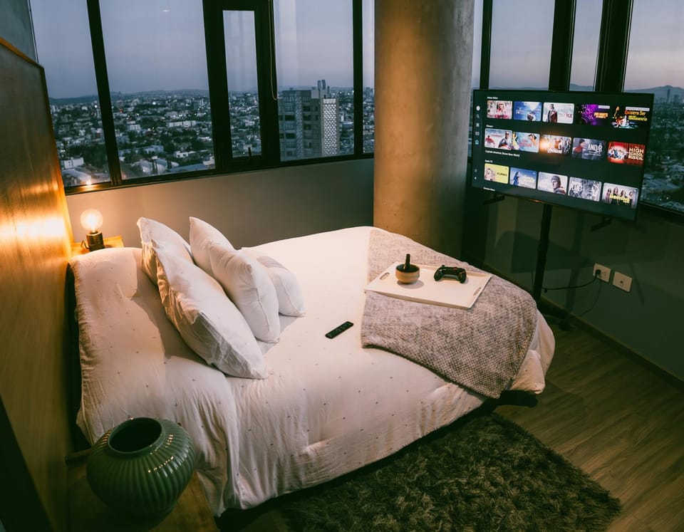Bed, Photo of the whole room, Bedroom