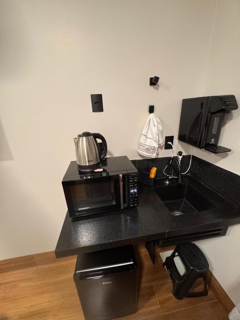 3Studio no centro com ar condicionado otimos restaurantes e padaria, perto de tudo que você precisa UFLA - UNILAVRAS Apartment in State of São Paulo