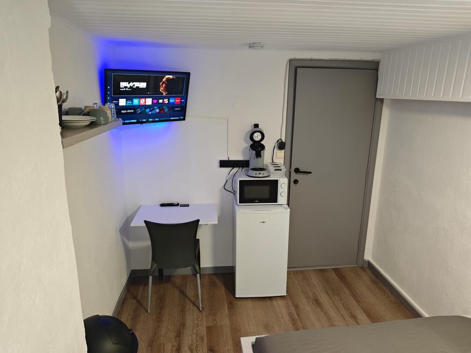 Chambre équipée pour 2p Vacation rental in Ostend