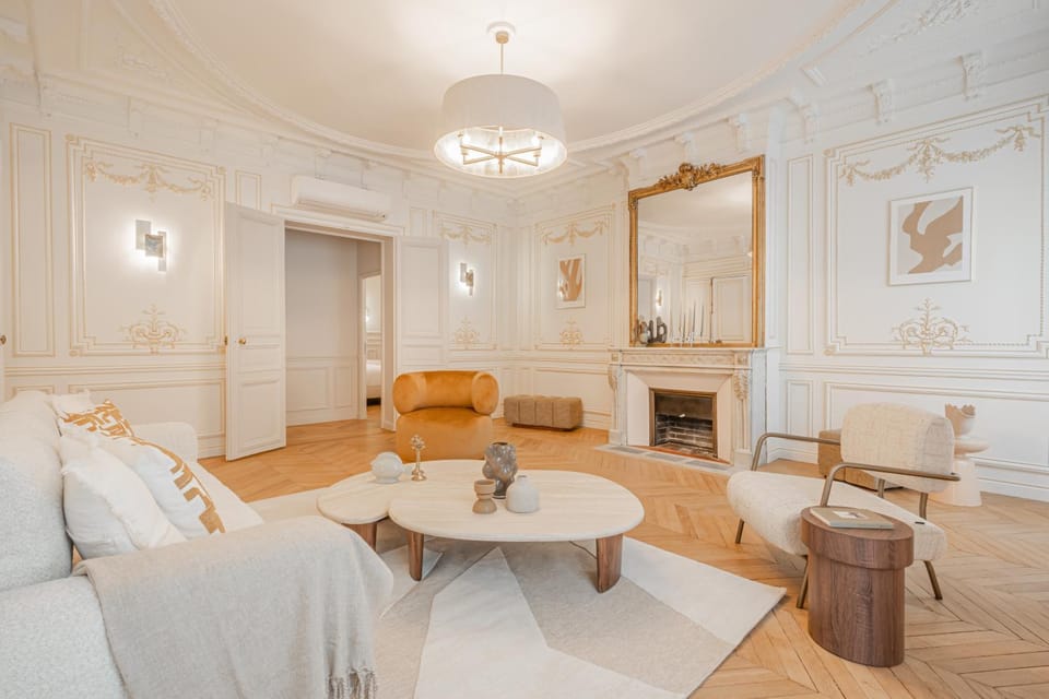 Living room, Seating area, flat iron