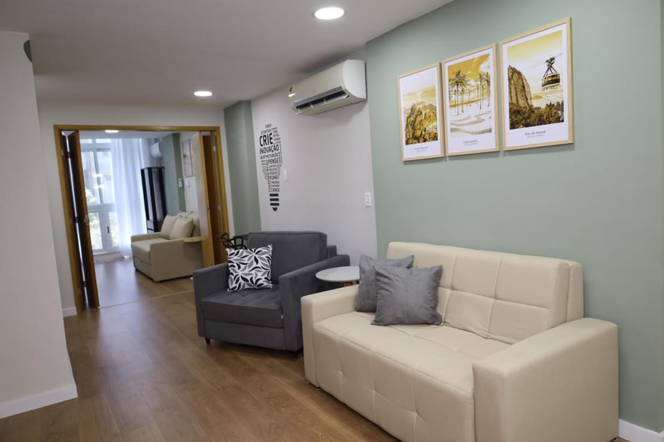 Living room, air conditioner