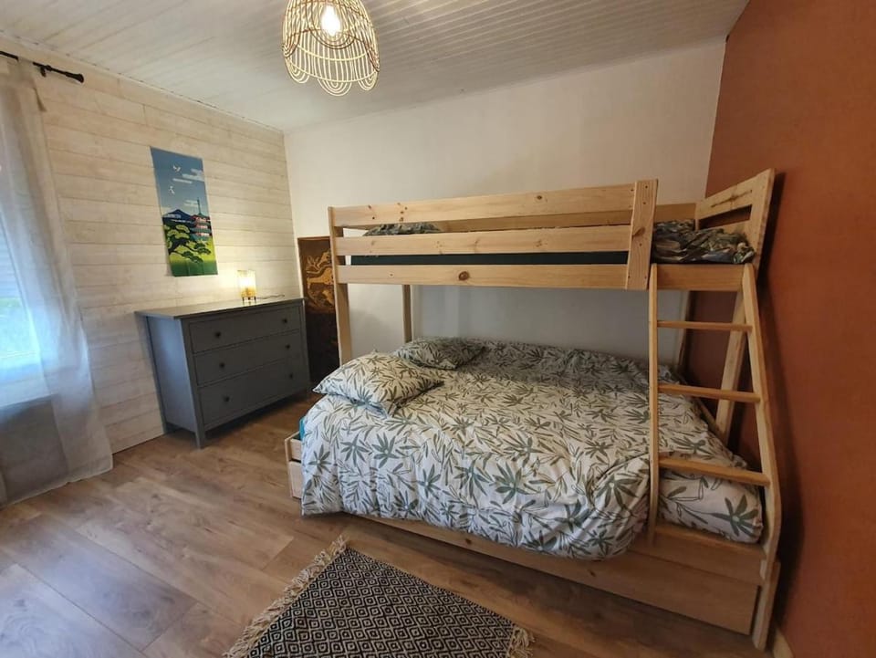 Chez Debo House House in Saint-Martin-d'Ardèche