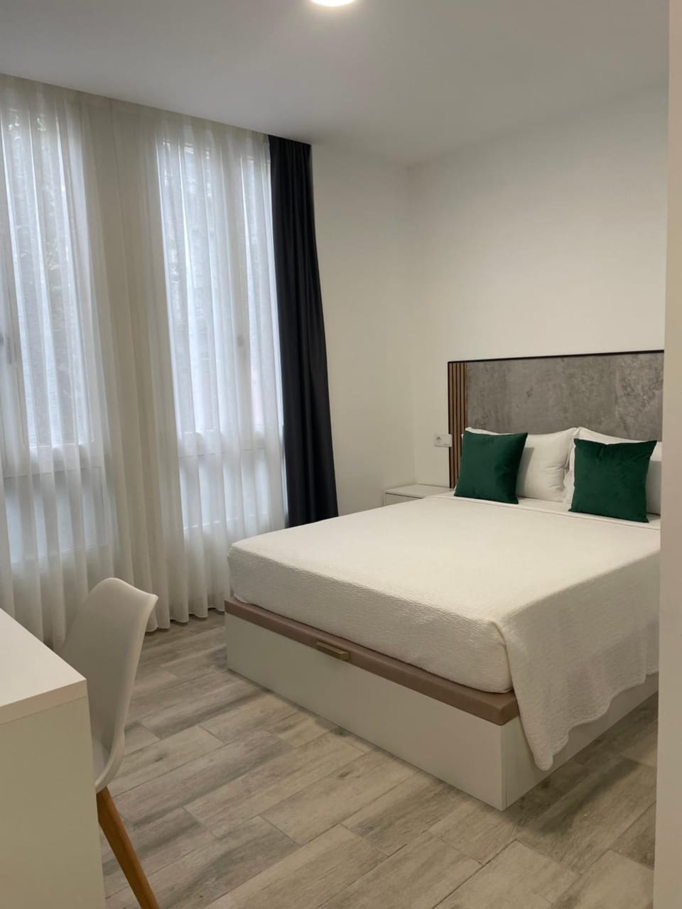 Paseo Malecón Hab Vacation rental in Monforte de Lemos