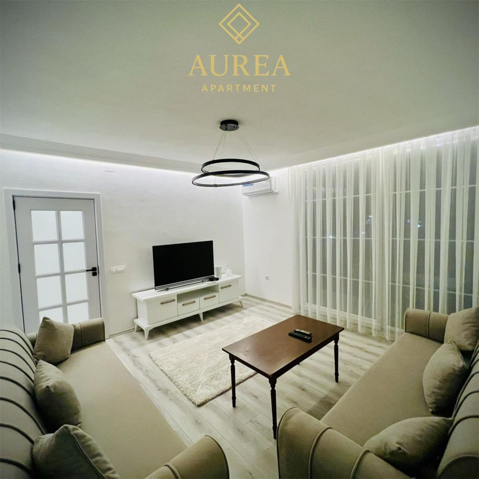 Communal lounge/ TV room, TV and multimedia, Living room, Seating area