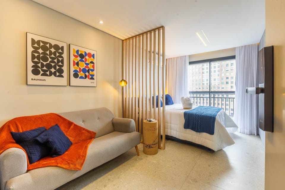 Photo of the whole room, Bedroom