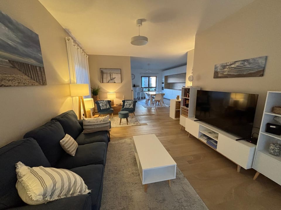 Les Terrasses du Phare, vue mer et accès direct plage, garage, accès PMR Apartment in Berck