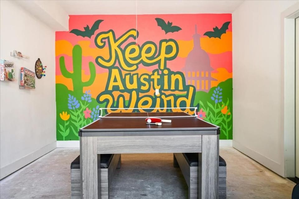 Luxury Stay w Ping-Pong & Pool Apartment in Austin
