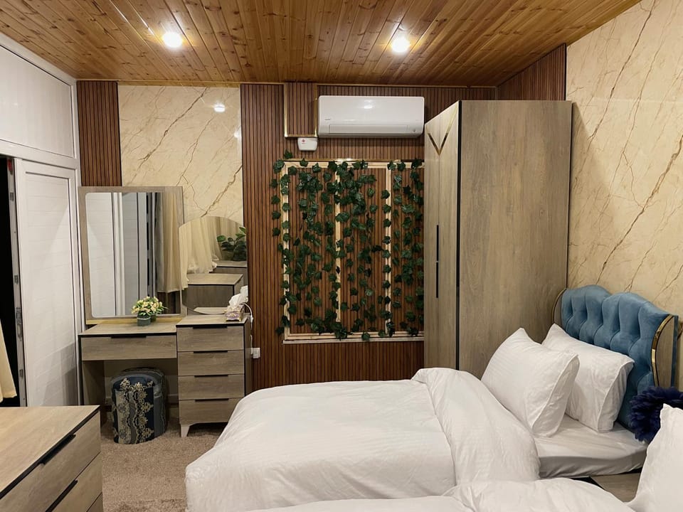 Bed, Bedroom, air conditioner
