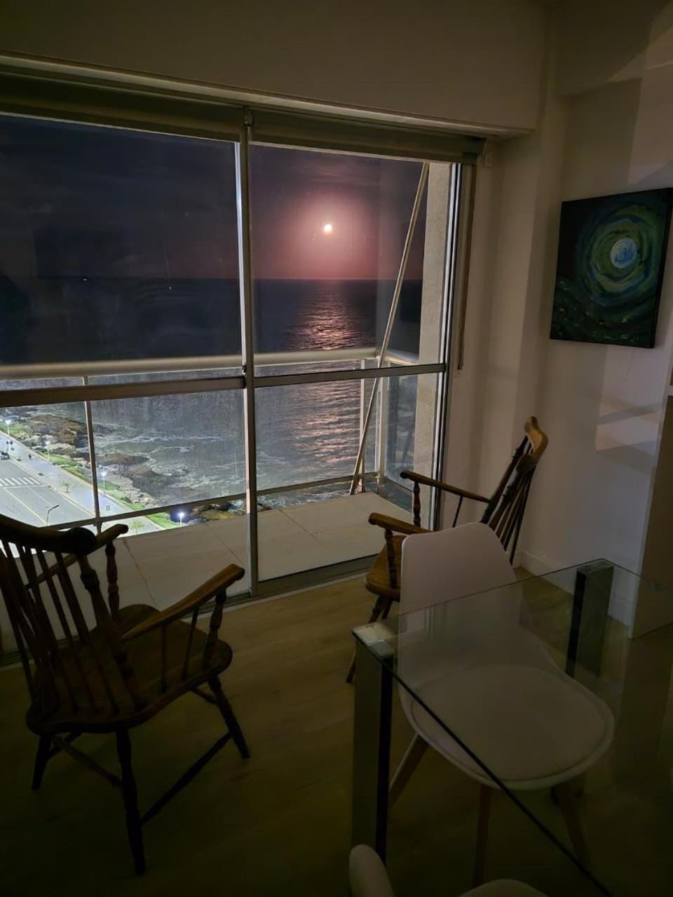 Depto 2 Amb con Amanecer frente al mar Zona Premium Apartment in Mar del Plata