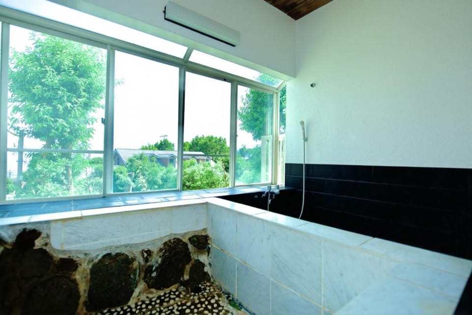 Hot Tub, Bathroom, Bath