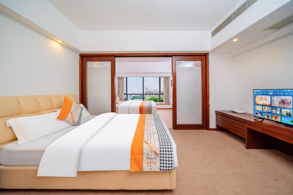 Shengmei Ya International Service Apartment Guangzhou (Pazhou Convention and Exhibition Center Modiesha Metro Station Branch) Hotel in Guangzhou