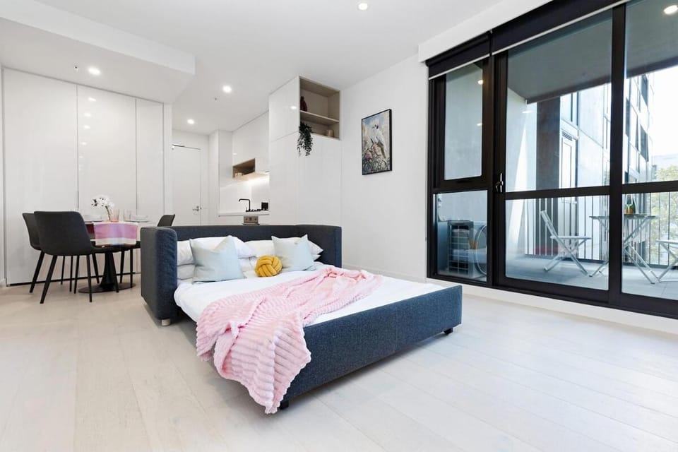 Walk to Everything! Brand New Box Hill 1-Bed Gem Apartment in Melbourne